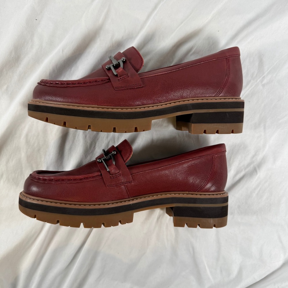 EUC Clarks Womens Burgundy Leather Bit Loafers Lug Sole Platform Shoes 9.5 M - Picture 8 of 9